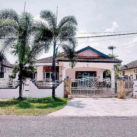 Taiping Vacation Home Bagian luar foto